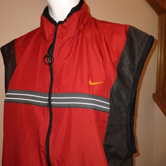 NIKE vest with reflective - Picture 2 of 6